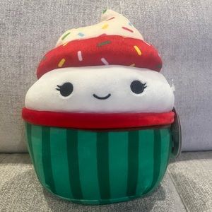 7” Chandra the cupcake Squishmallow